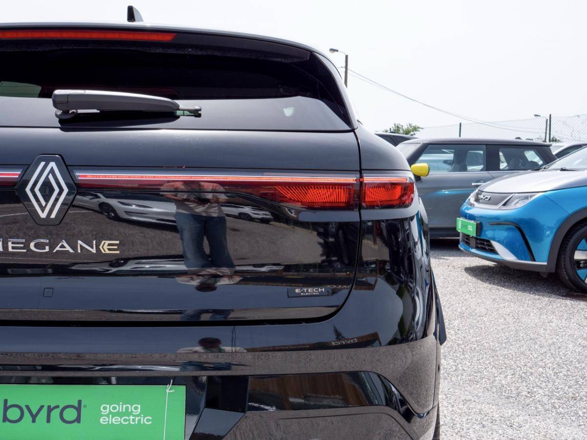 renault-megane-e-tech-2025-eletrico-0cc