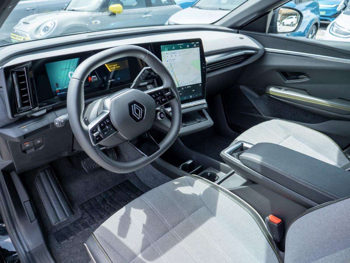 renault-megane-e-tech-2025-eletrico-0cc