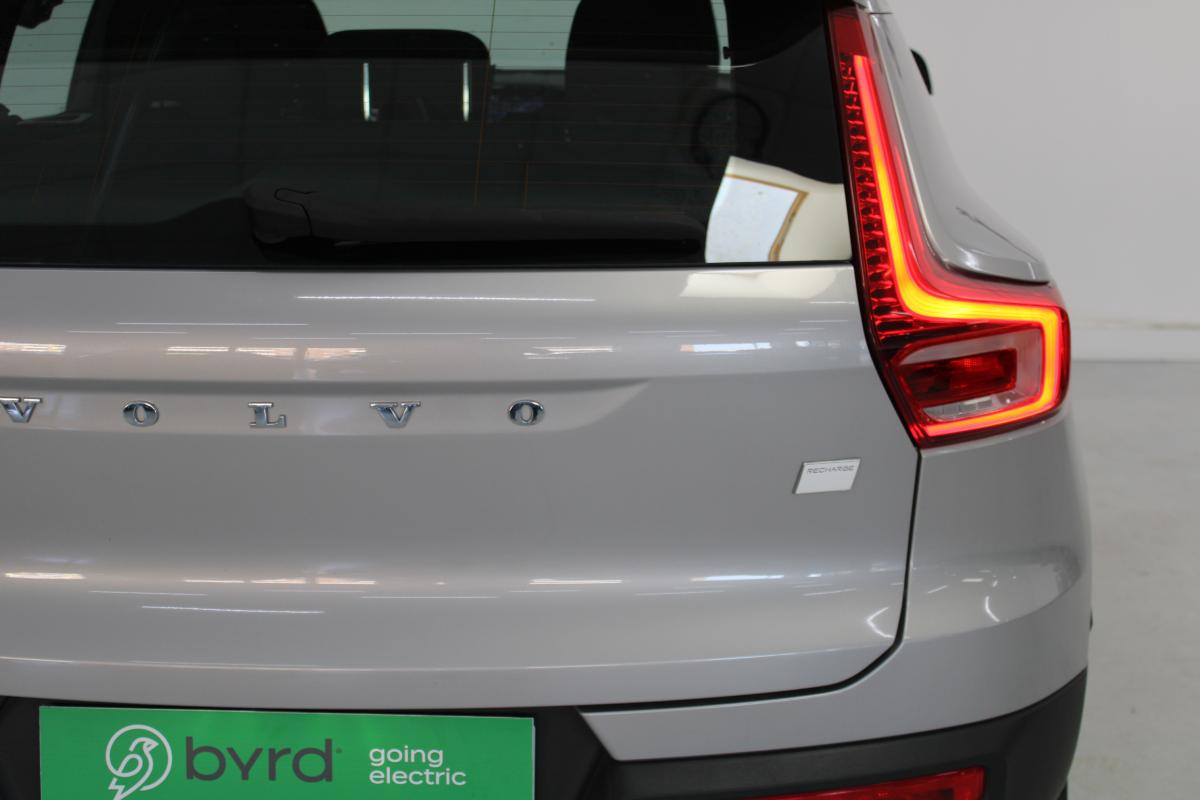 volvo-xc40-2023-eletrico-0cc