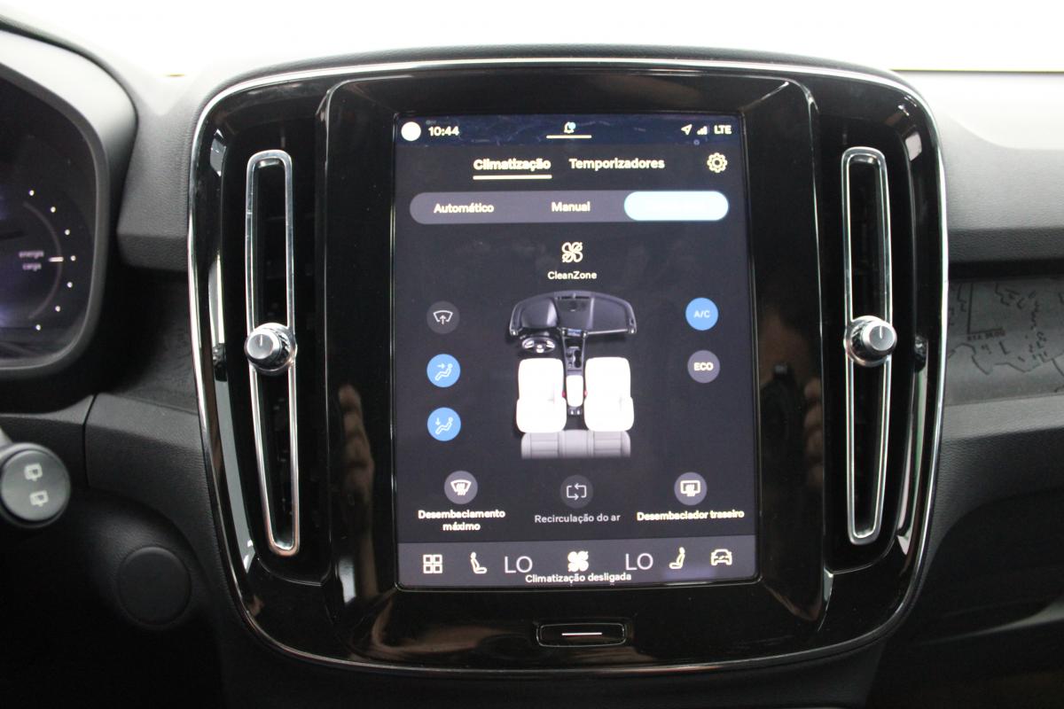 volvo-xc40-2023-eletrico-0cc