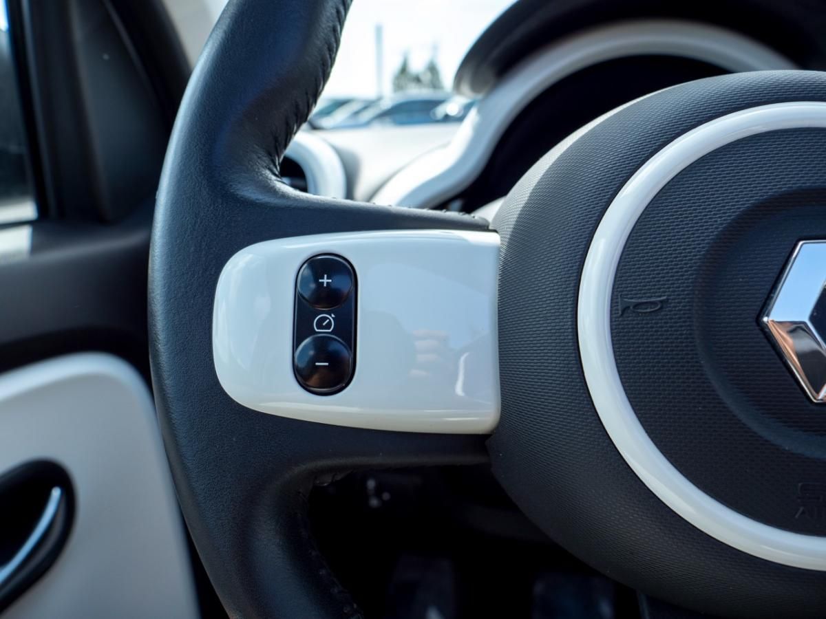 renault-twingo-2023-eletrico-0cc