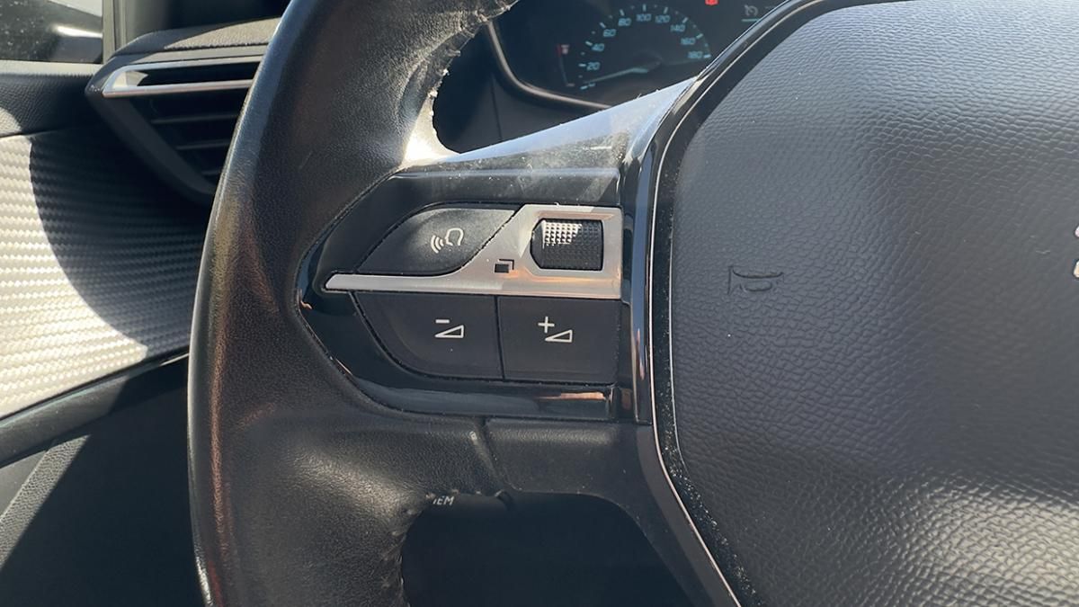 peugeot-e-208-2020-eletrico-0cc