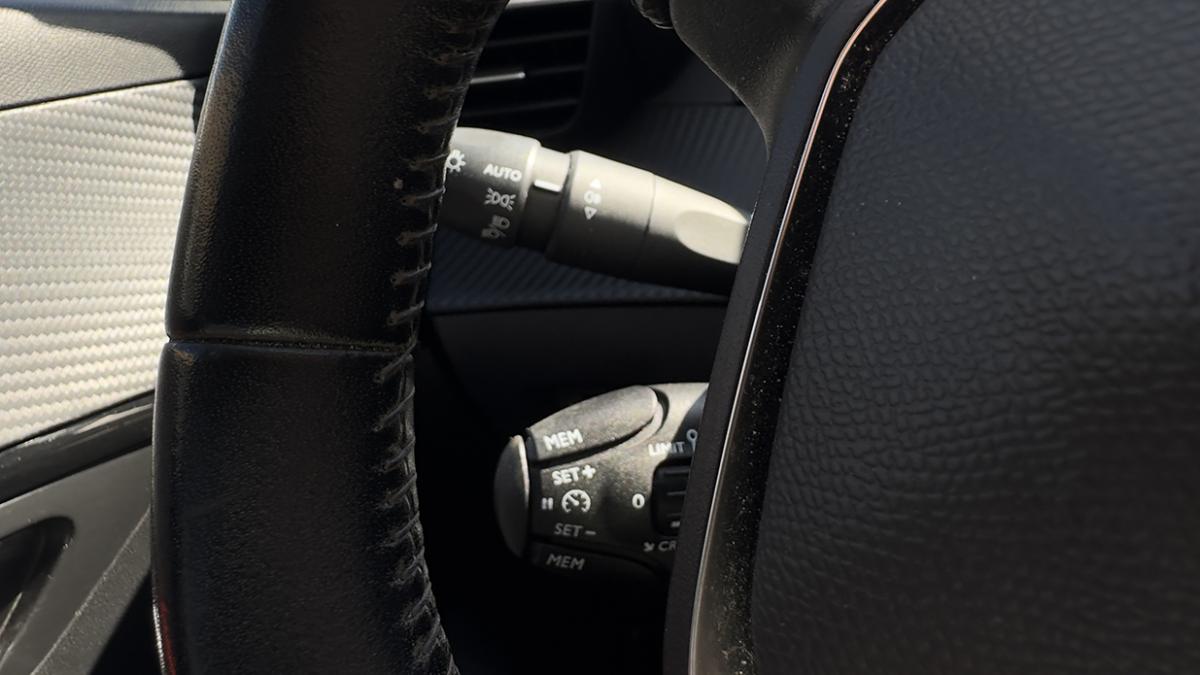 peugeot-e-208-2020-eletrico-0cc