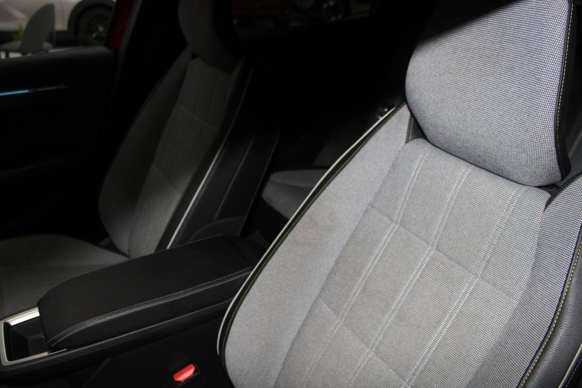 renault-megane-e-tech-2023-eletrico-0cc