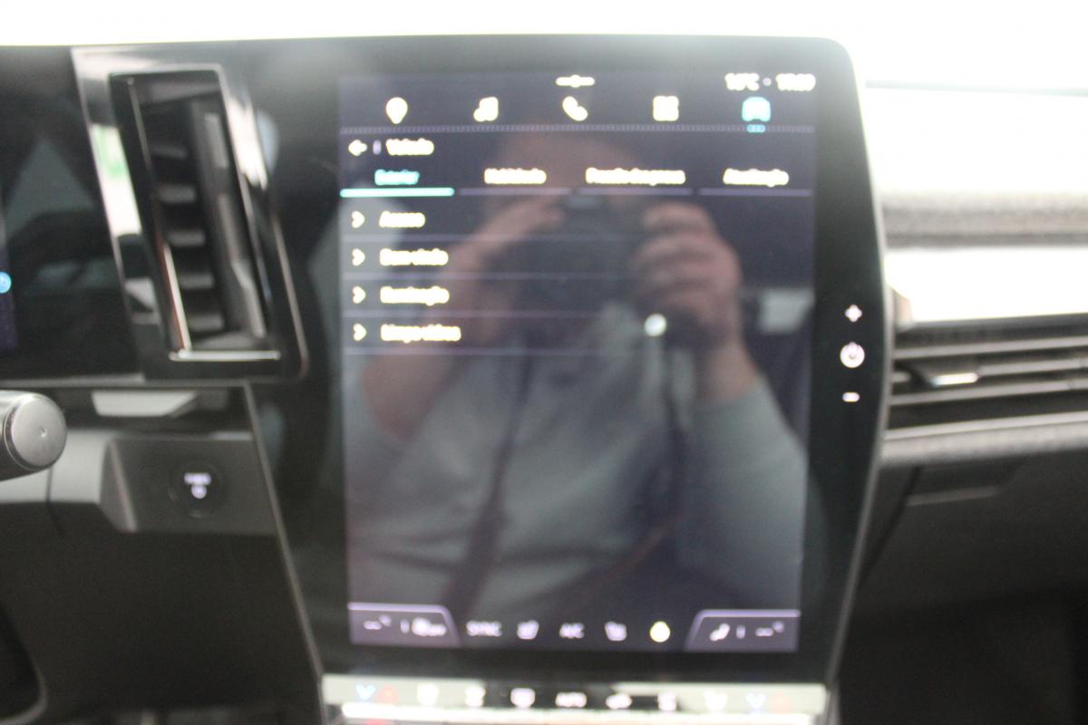 renault-megane-e-tech-2023-eletrico-0cc
