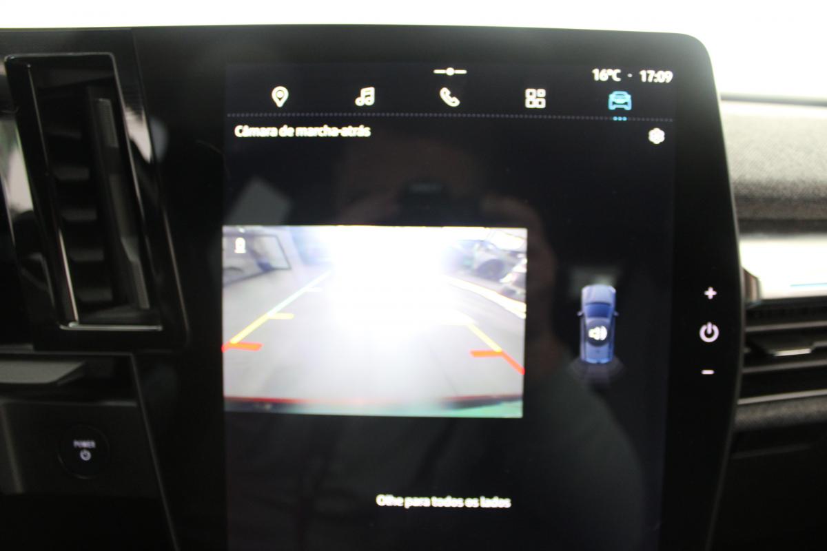 renault-megane-e-tech-2023-eletrico-0cc