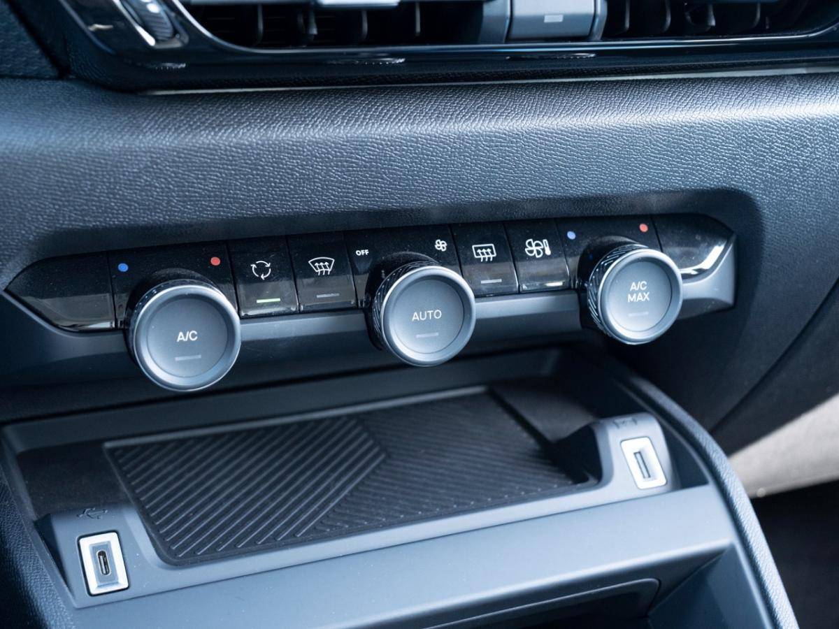 citroen-e-c4-x-2025-eletrico-0cc
