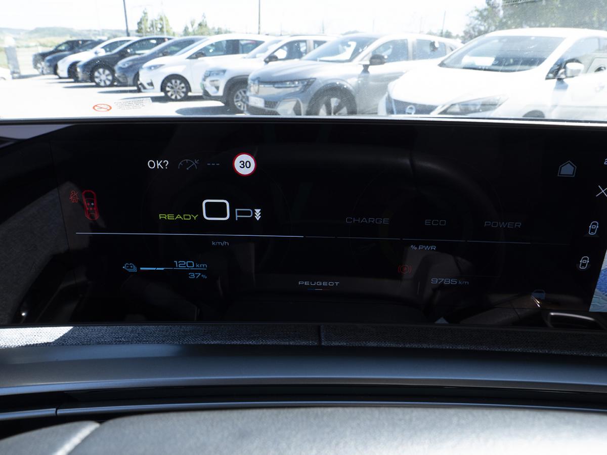 peugeot-e-3008-2025-eletrico-0cc