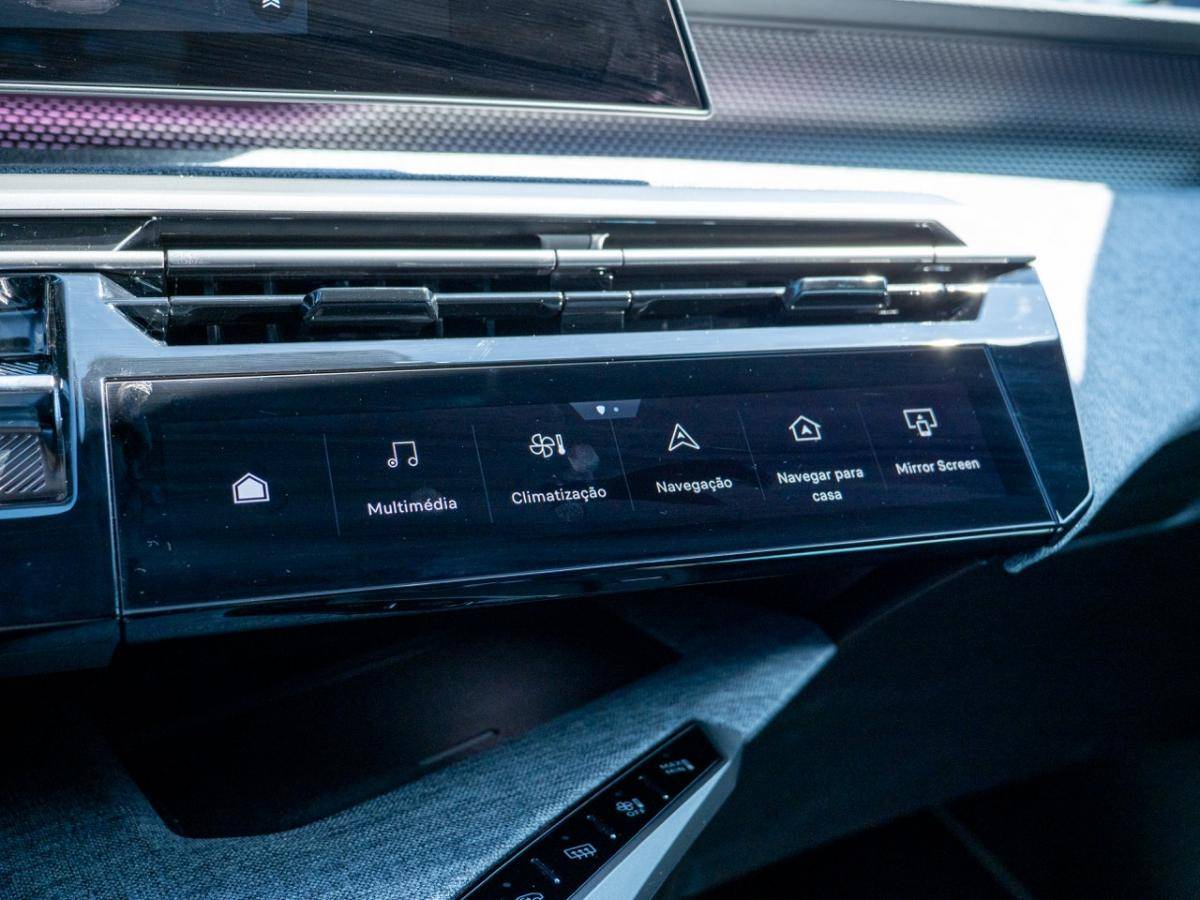peugeot-e-3008-2025-eletrico-0cc