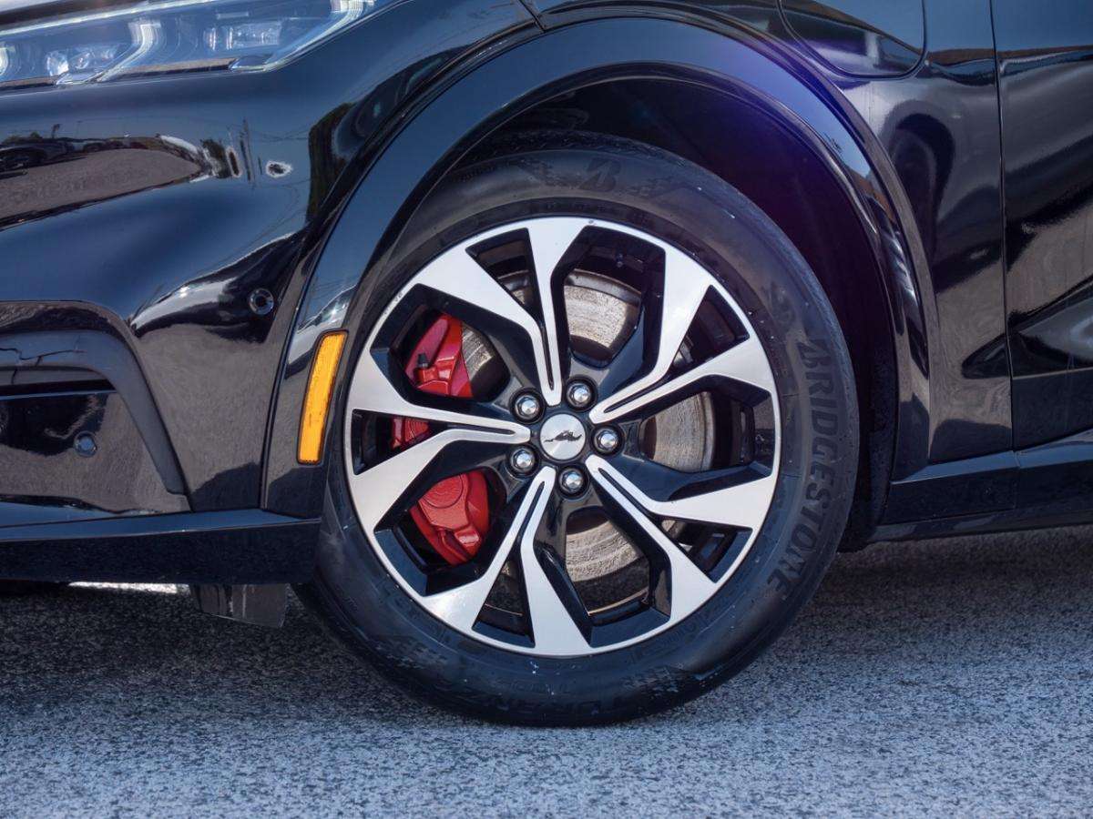 ford-mustang-mach-e-2023-eletrico-0cc
