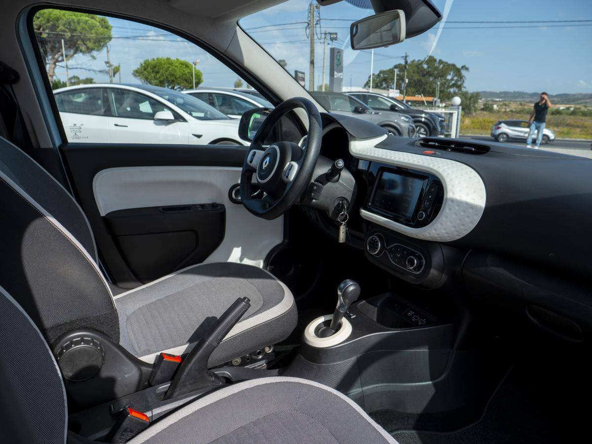 renault-twingo-2022-eletrico-0cc