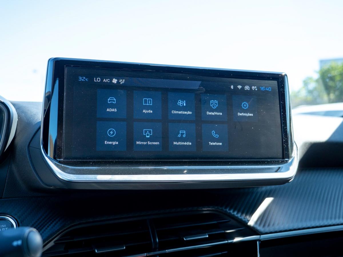peugeot-e-2008-2025-eletrico-0cc