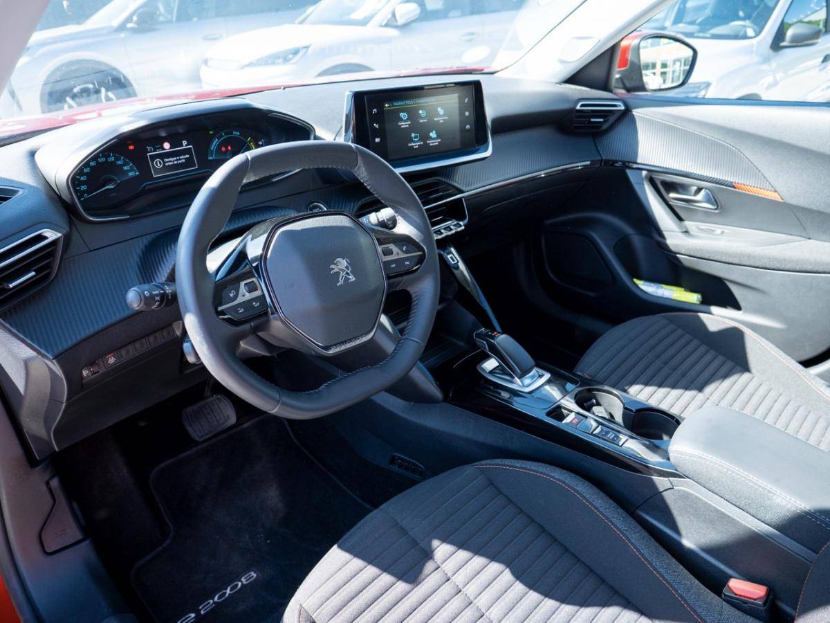 peugeot-e-2008-2021-eletrico-0cc