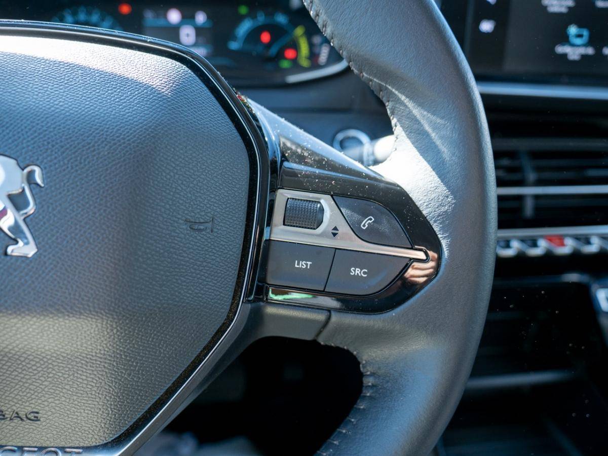 peugeot-e-2008-2021-eletrico-0cc