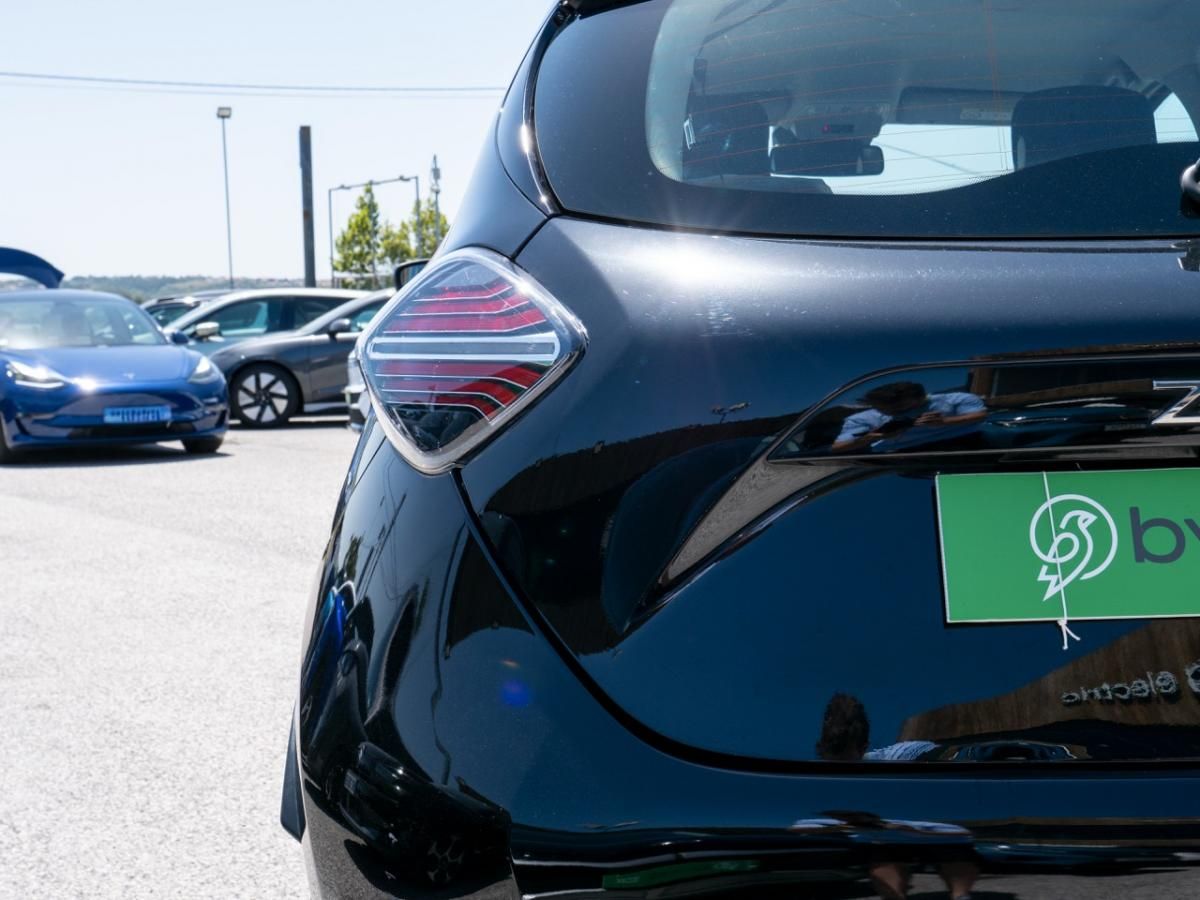 renault-zoe-2021-eletrico-0cc