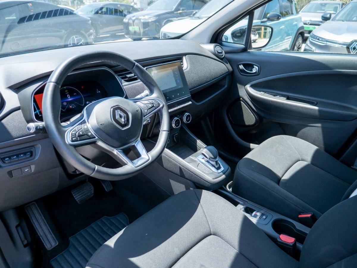 renault-zoe-2021-eletrico-0cc