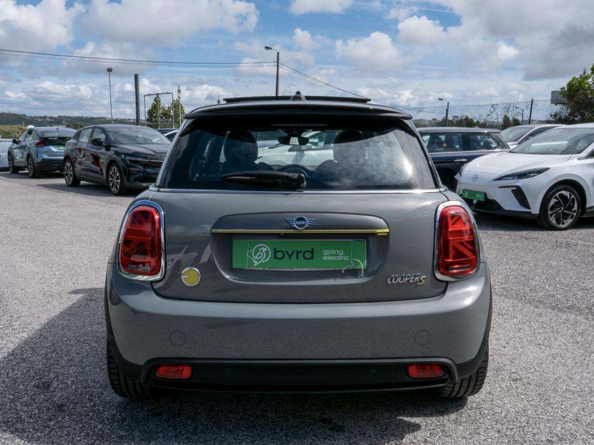 mini-hatch-2020-eletrico-0cc