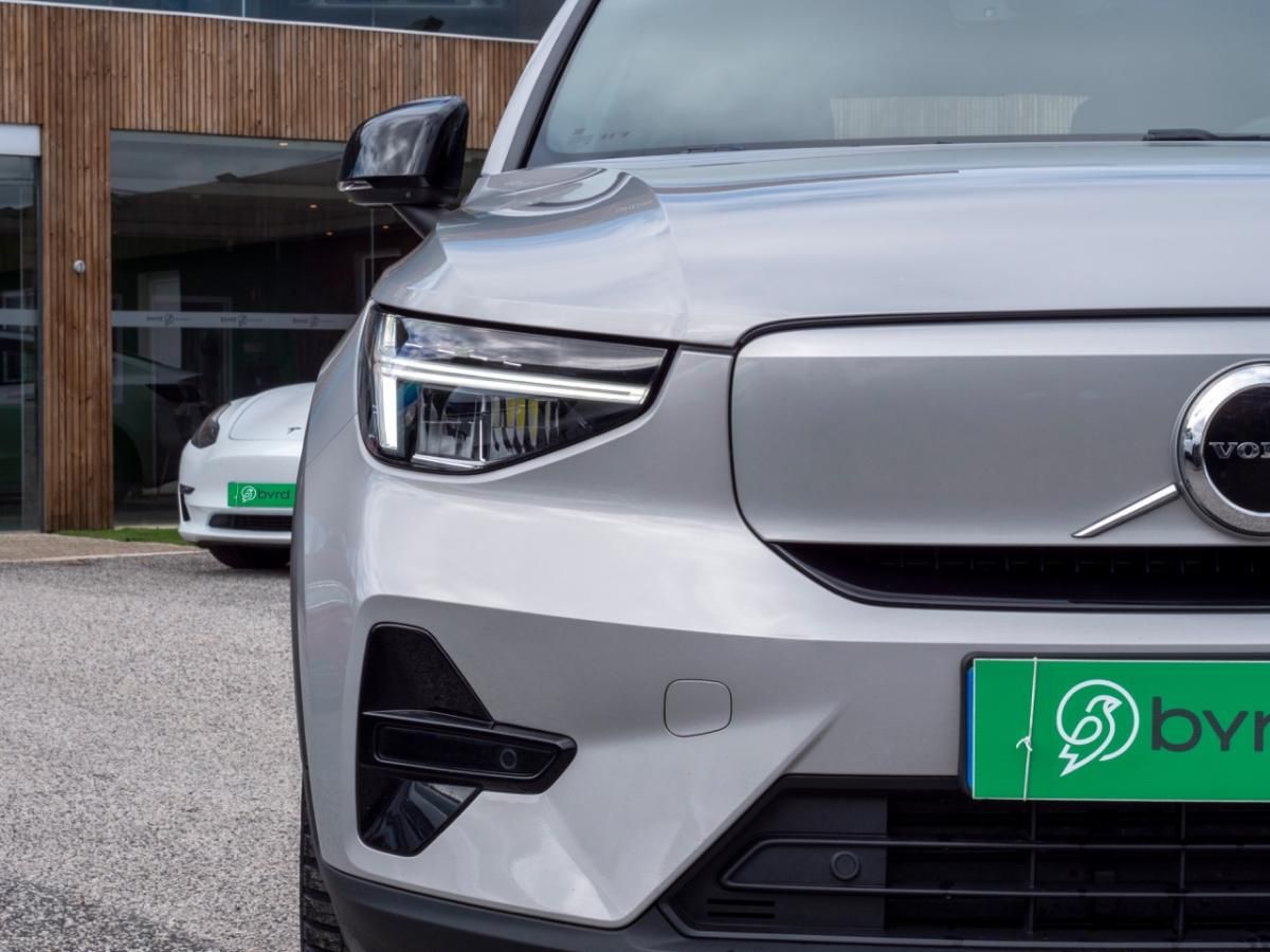 volvo-xc40-2023-eletrico-0cc