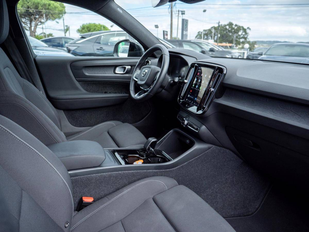 volvo-xc40-2023-eletrico-0cc