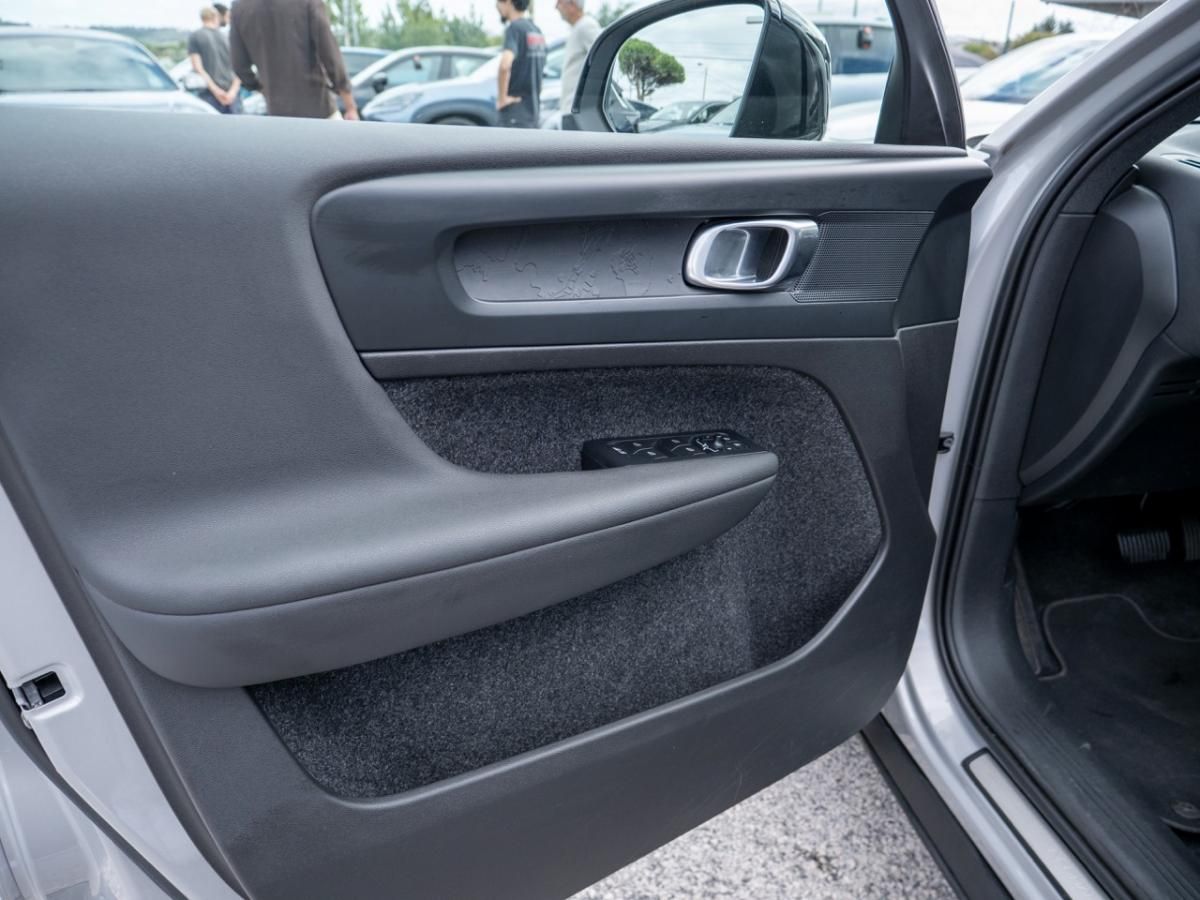 volvo-xc40-2023-eletrico-0cc
