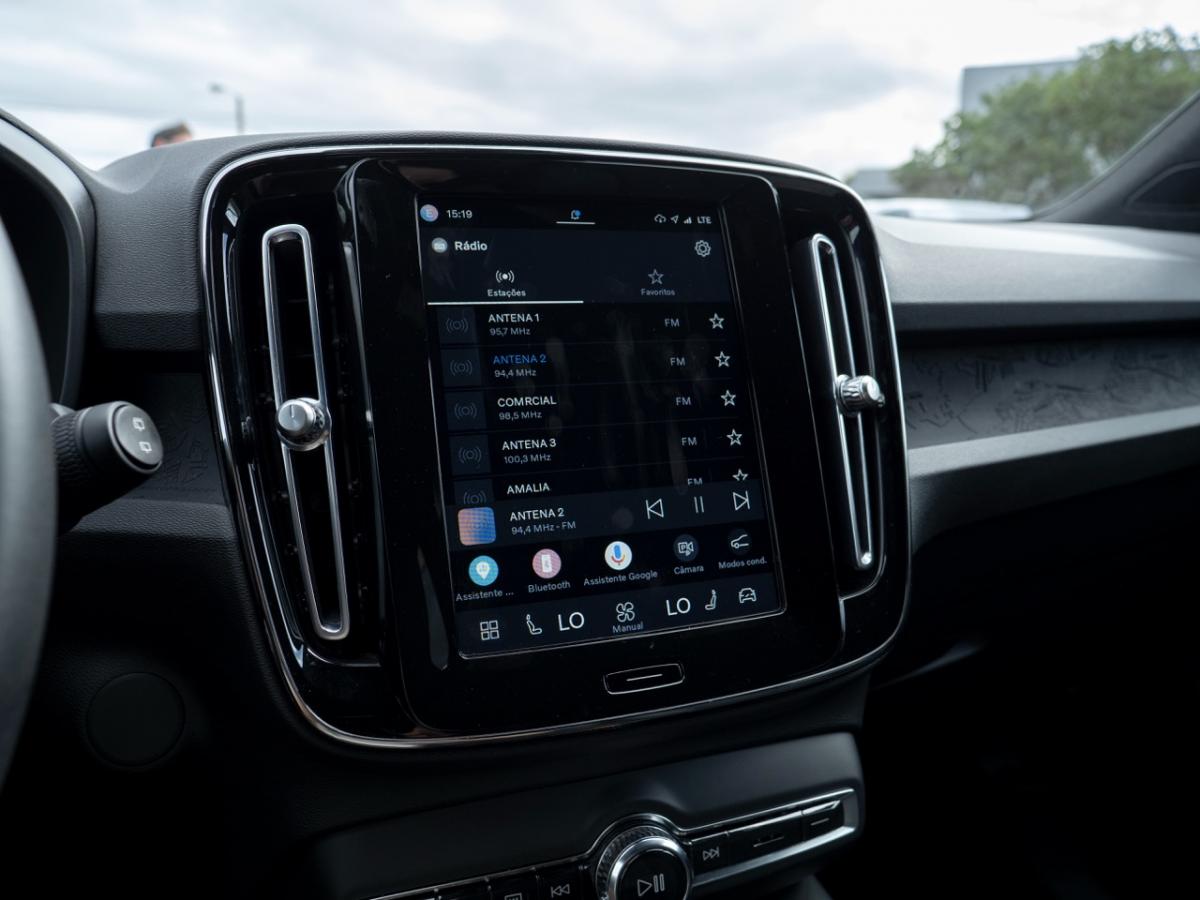 volvo-xc40-2023-eletrico-0cc