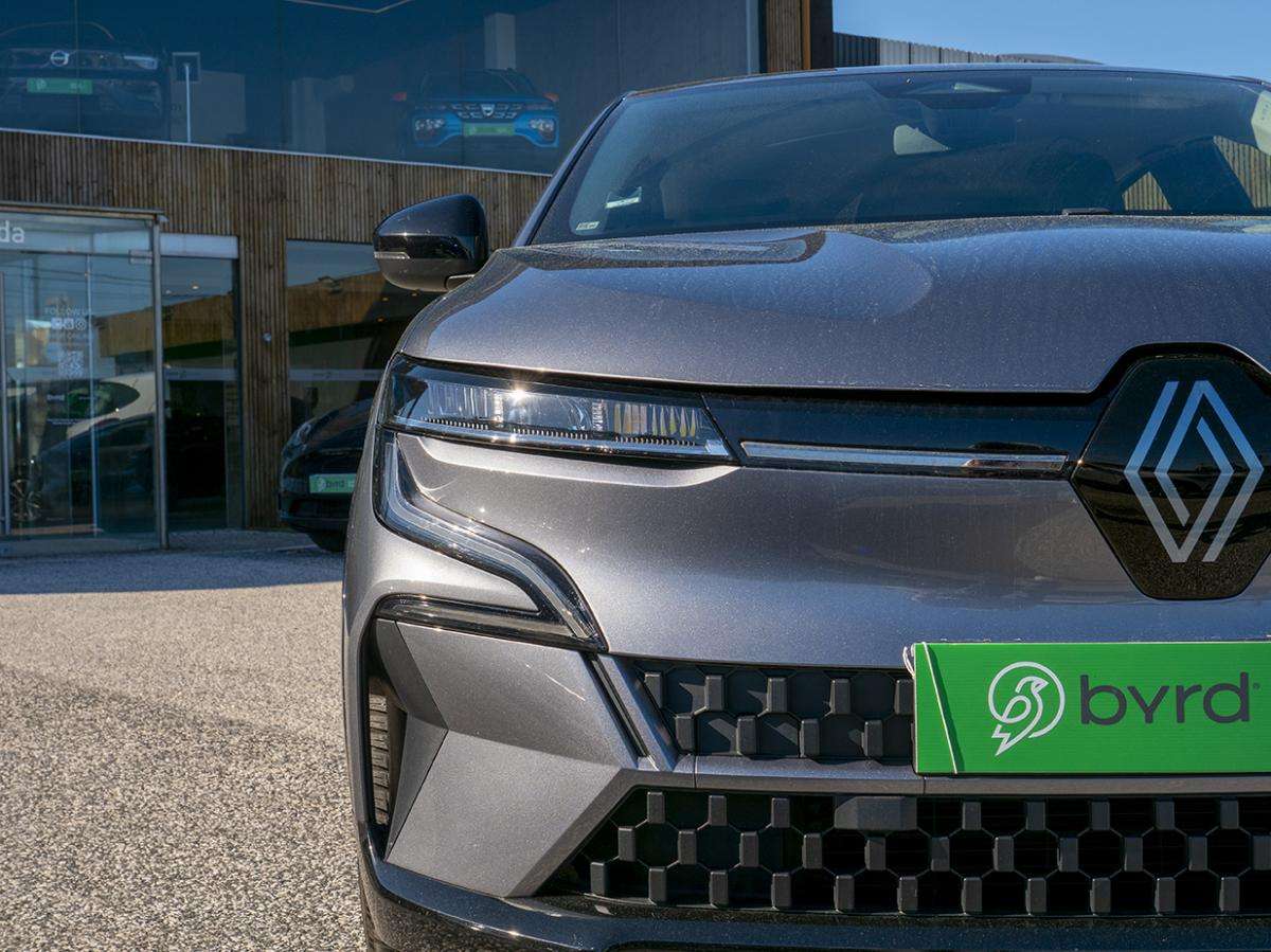renault-megane-e-tech-2022-eletrico-0cc