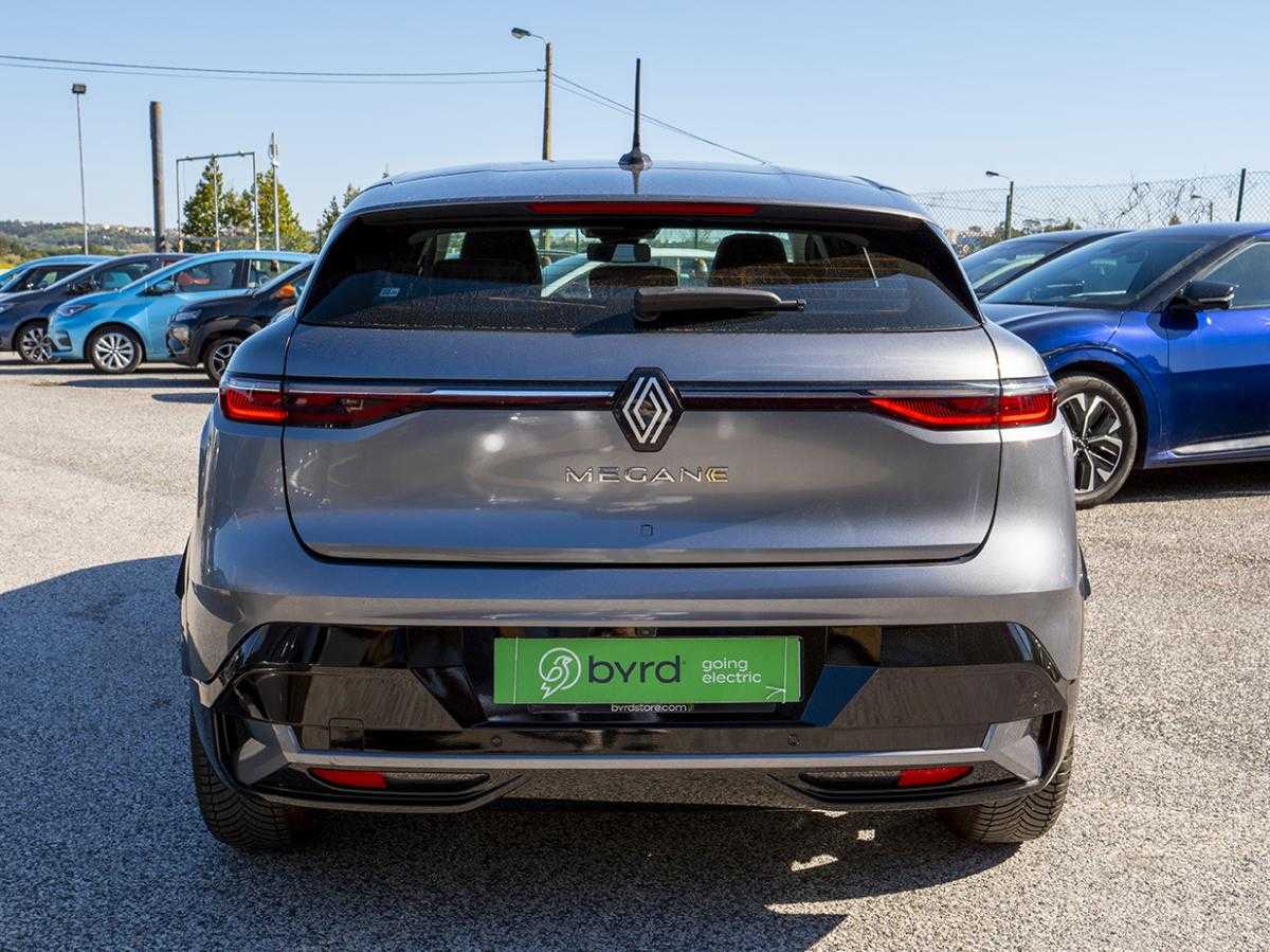 renault-megane-e-tech-2022-eletrico-0cc