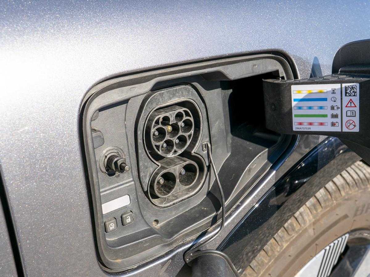 renault-megane-e-tech-2022-eletrico-0cc