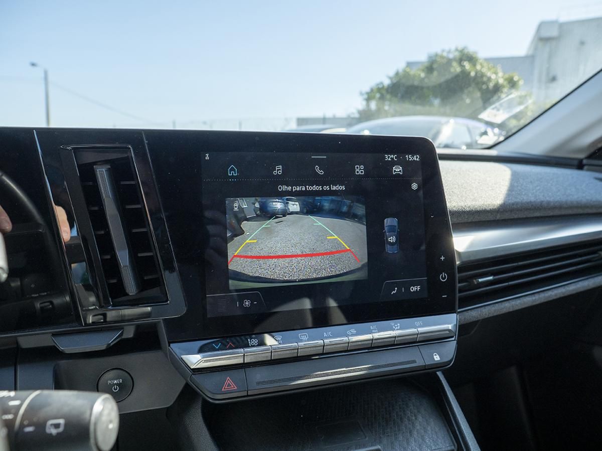 renault-megane-e-tech-2022-eletrico-0cc
