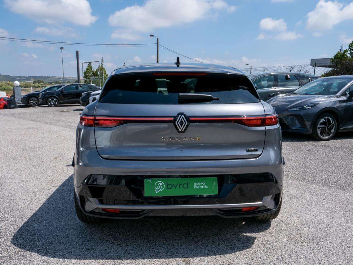renault-megane-e-tech-2024-eletrico-0cc