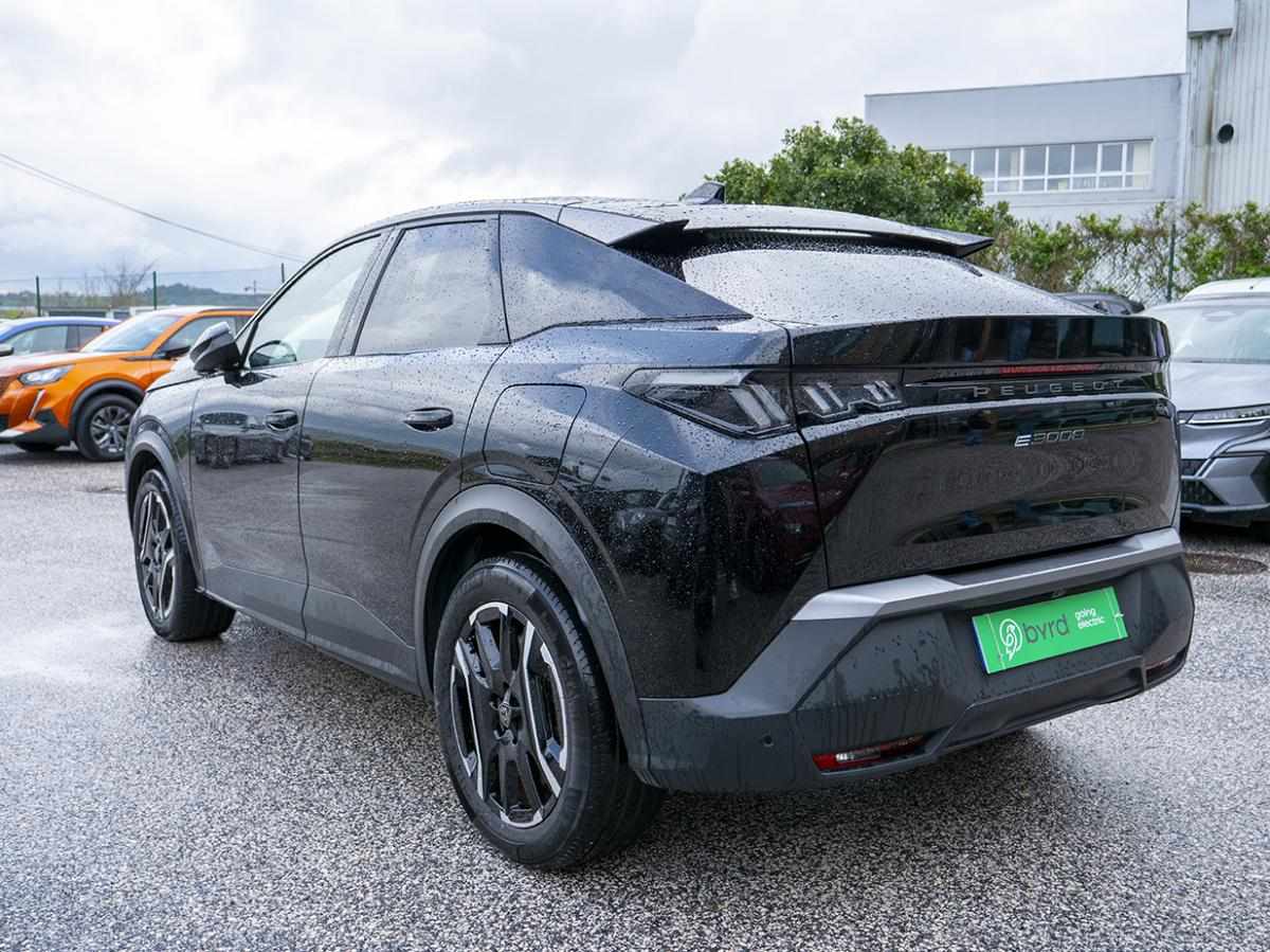 peugeot-e-3008-2024-eletrico-0cc