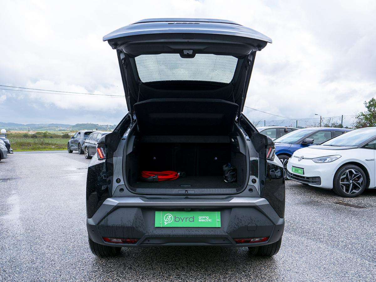 peugeot-e-3008-2024-eletrico-0cc