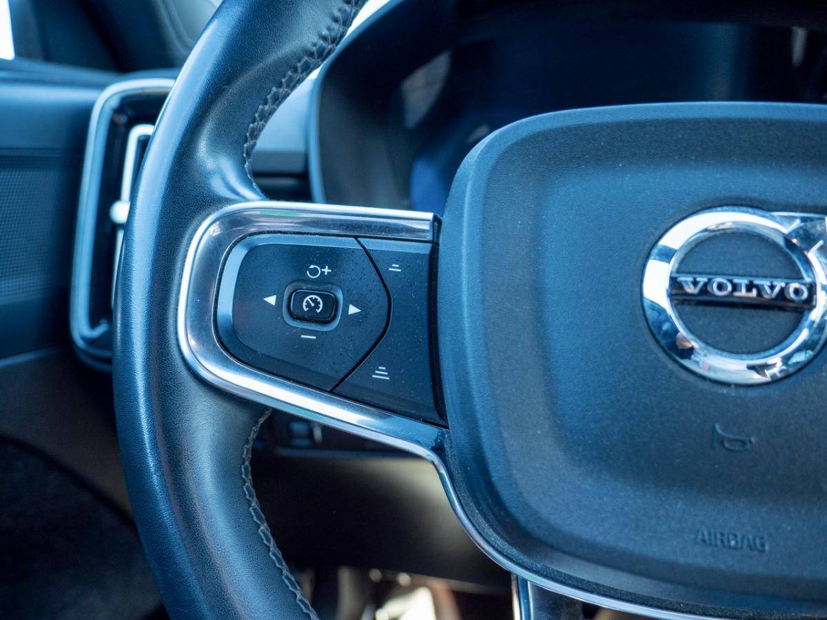 volvo-xc40-2022-eletrico-0cc