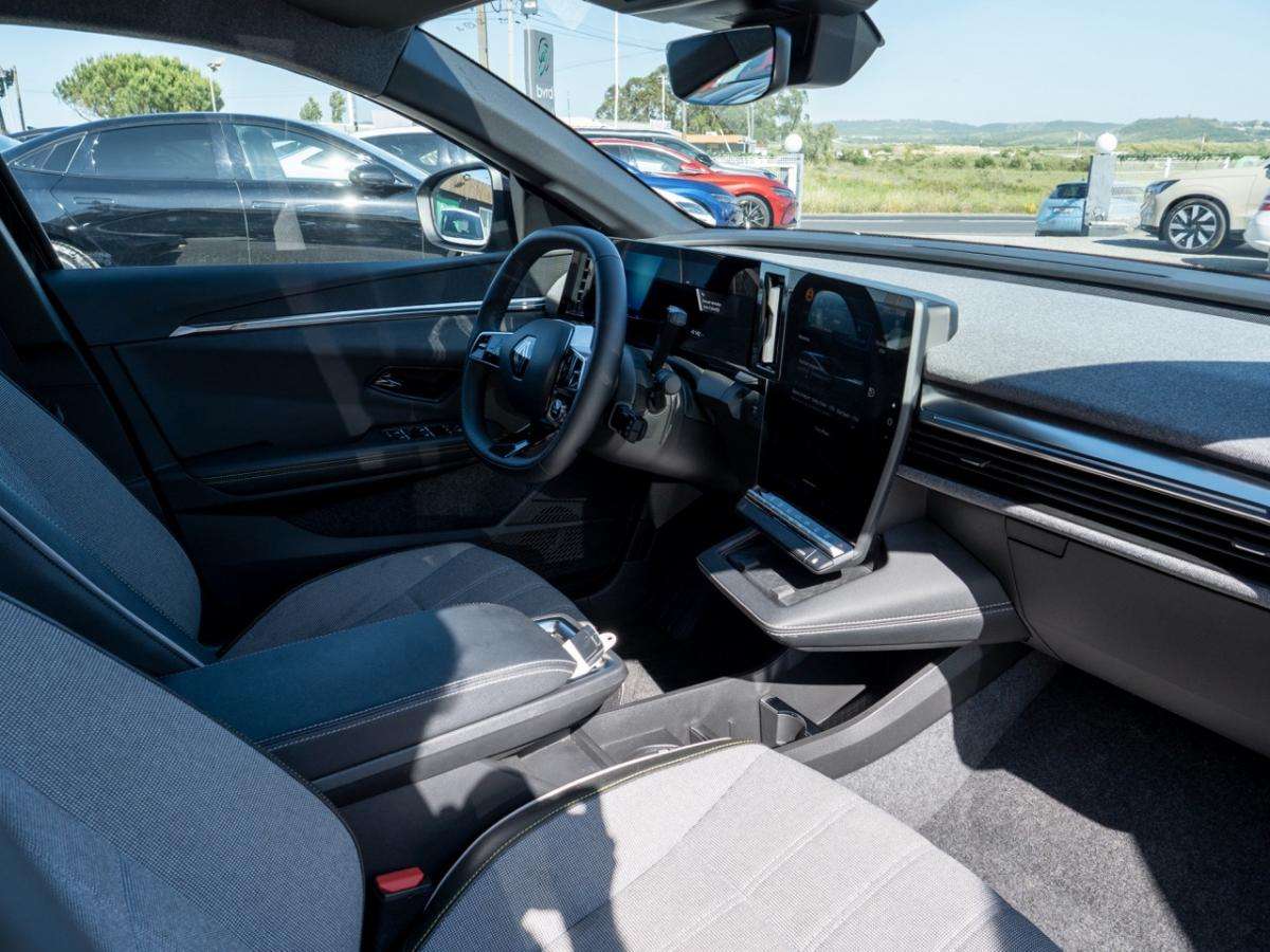 renault-megane-e-tech-2025-eletrico-0cc