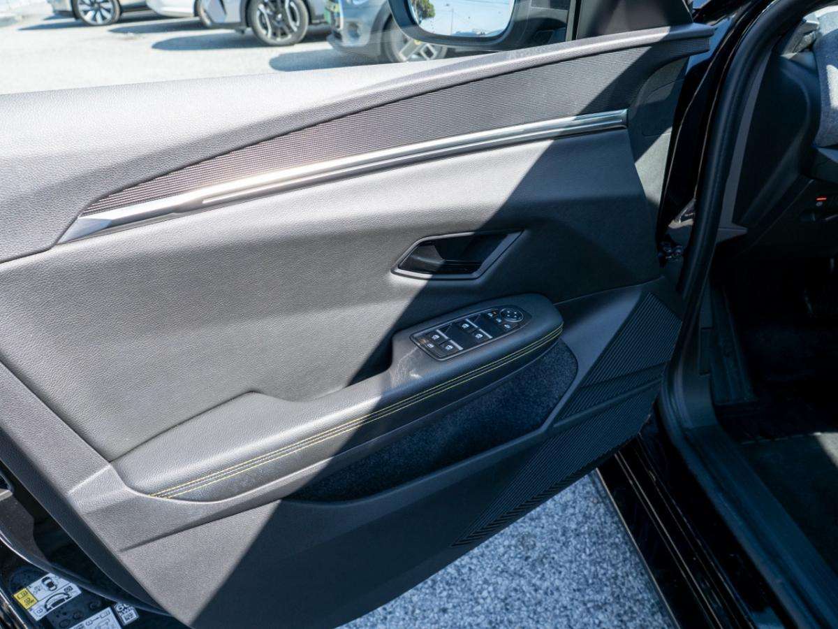 renault-megane-e-tech-2025-eletrico-0cc