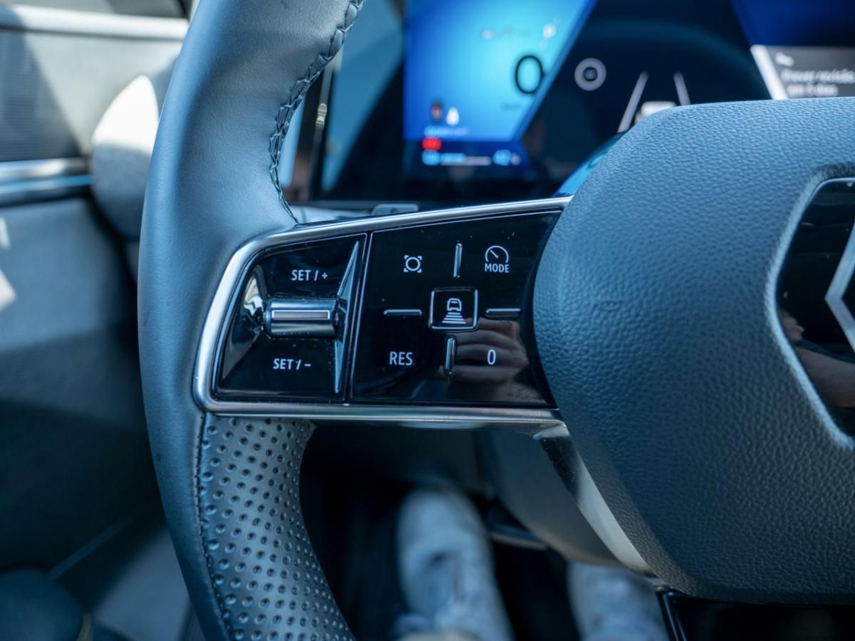 renault-megane-e-tech-2025-eletrico-0cc