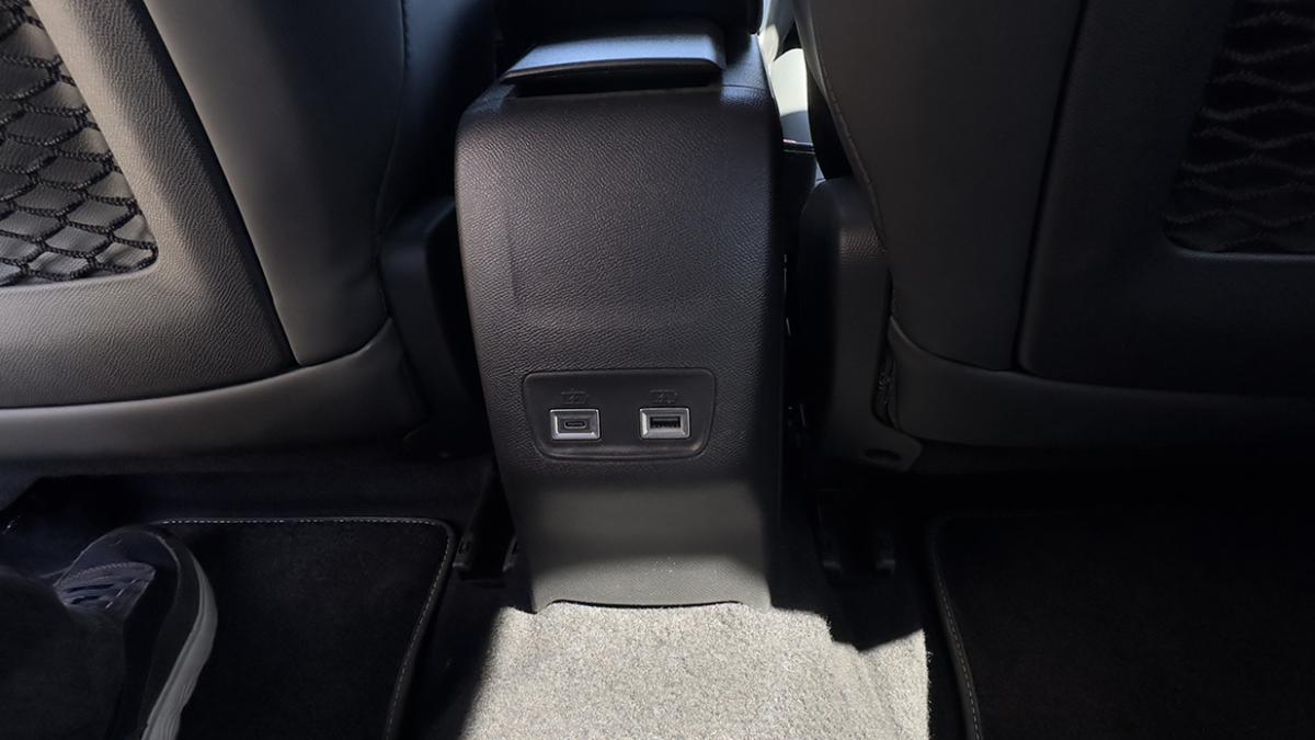 peugeot-e-2008-2025-eletrico-0cc