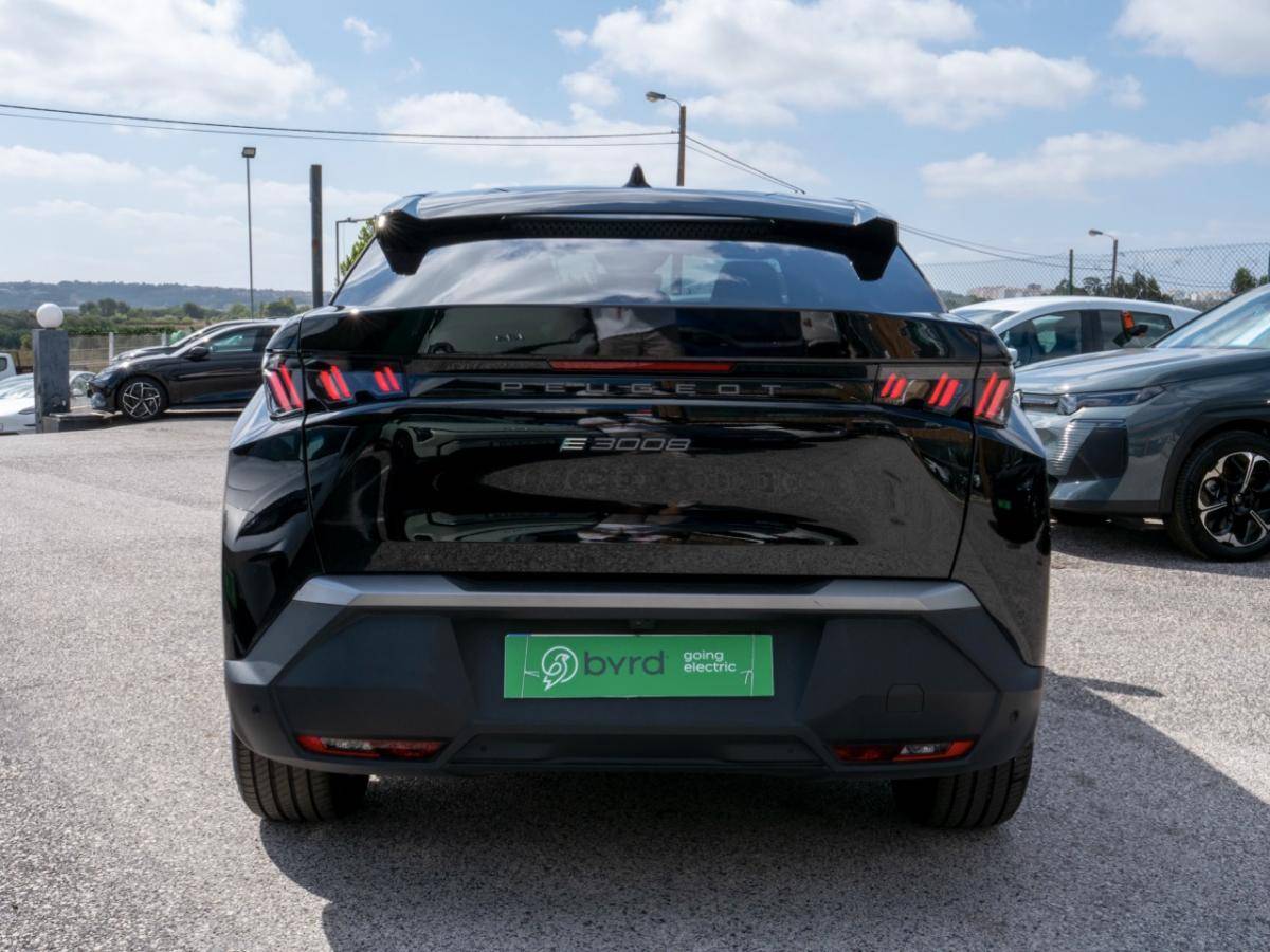 peugeot-e-3008-2025-eletrico-0cc
