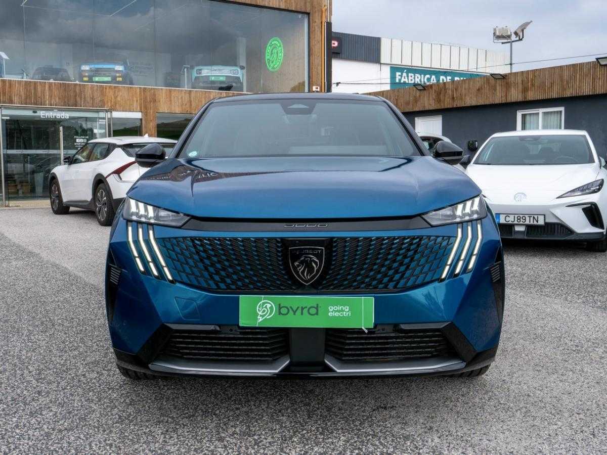 peugeot-e-3008-2025-eletrico-0cc