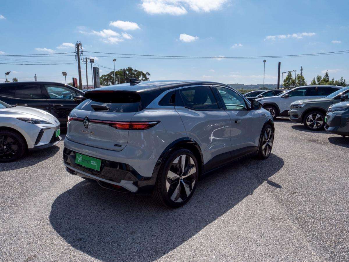 renault-megane-e-tech-2024-eletrico-0cc