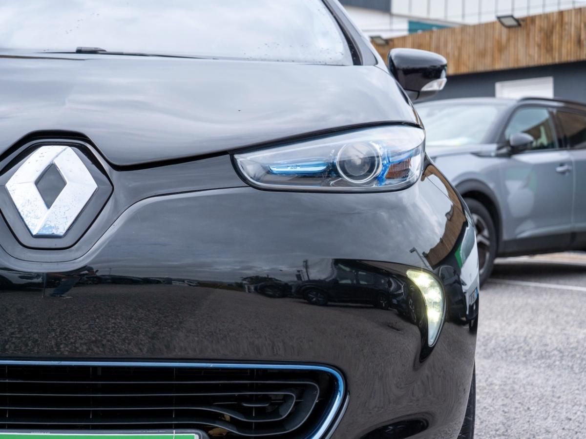 renault-zoe-2014-eletrico-0cc