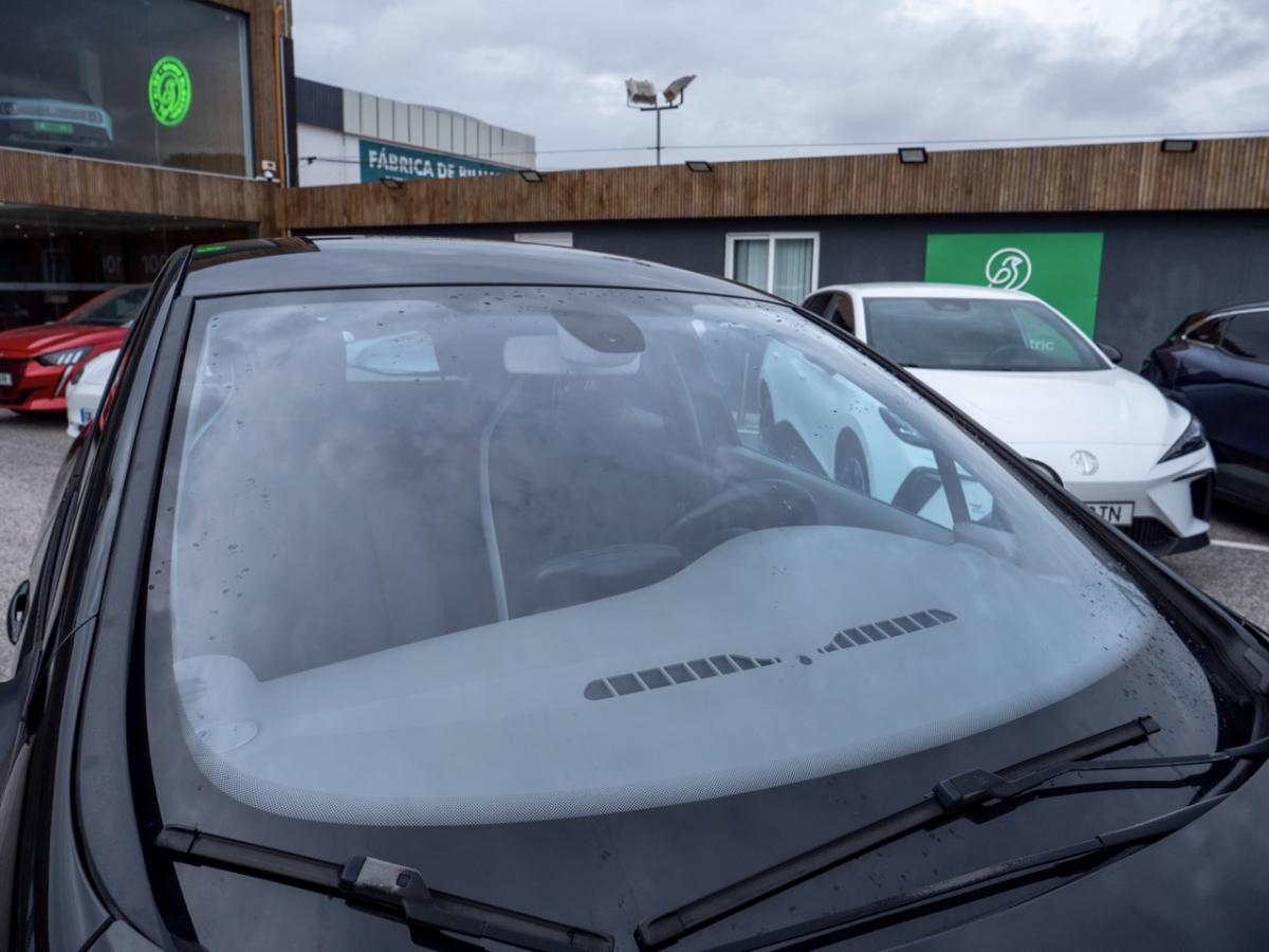 renault-zoe-2014-eletrico-0cc