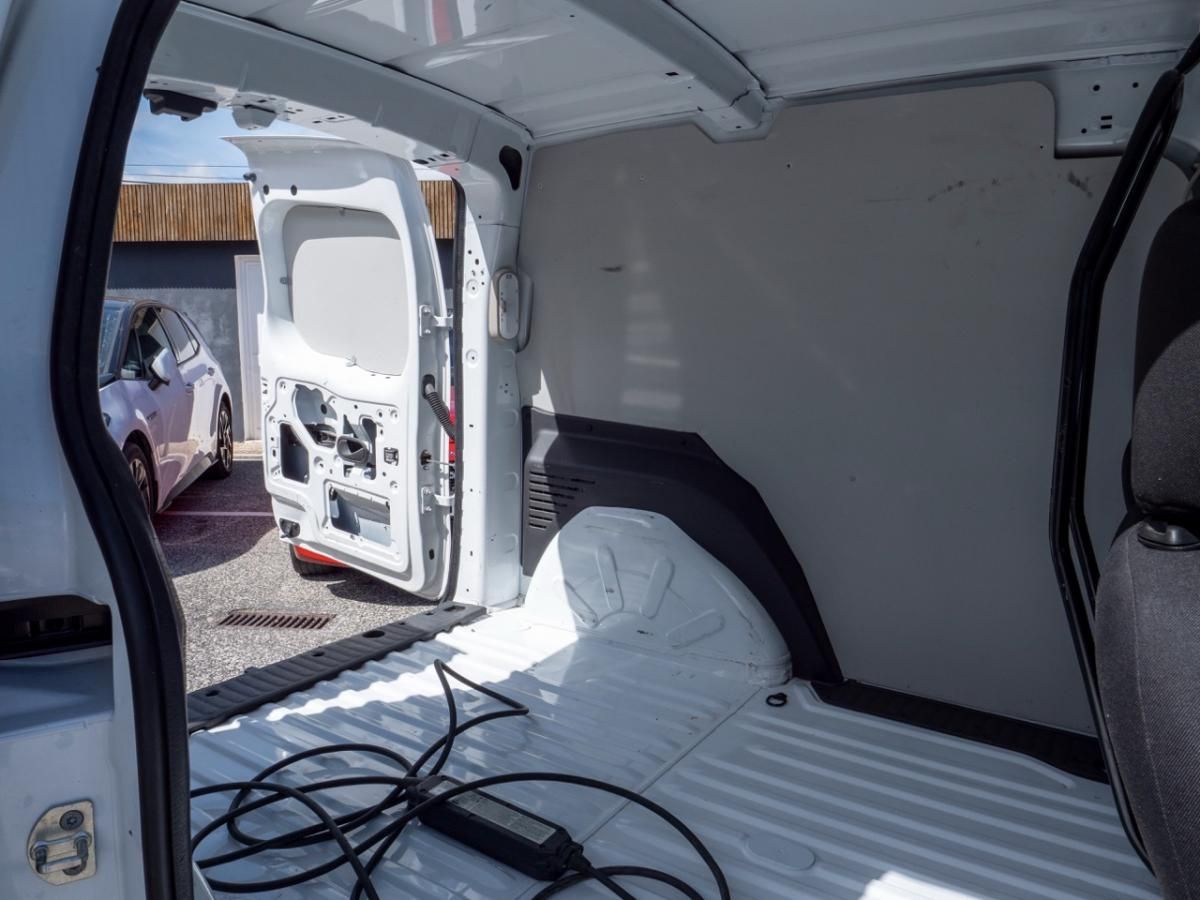 renault-kangoo-2021-eletrico-0cc