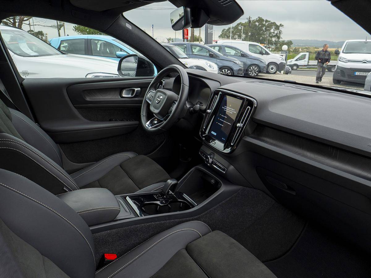 volvo-c40-2022-eletrico-0cc