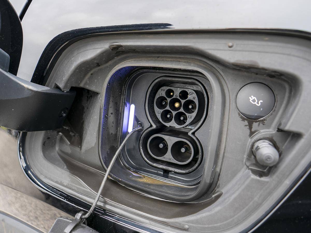 volvo-c40-2022-eletrico-0cc