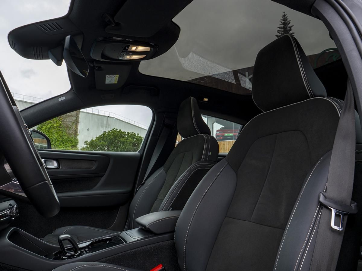 volvo-c40-2022-eletrico-0cc