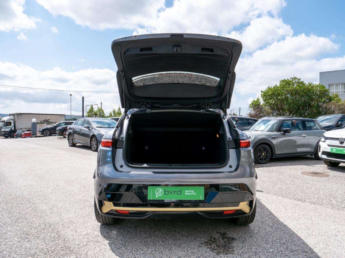 renault-megane-e-tech-2023-eletrico-0cc