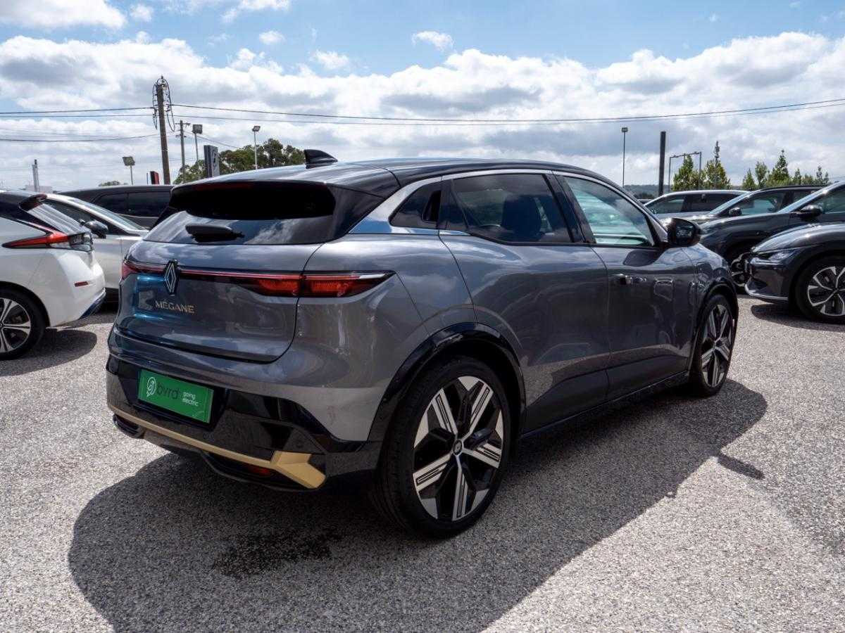 renault-megane-e-tech-2023-eletrico-0cc