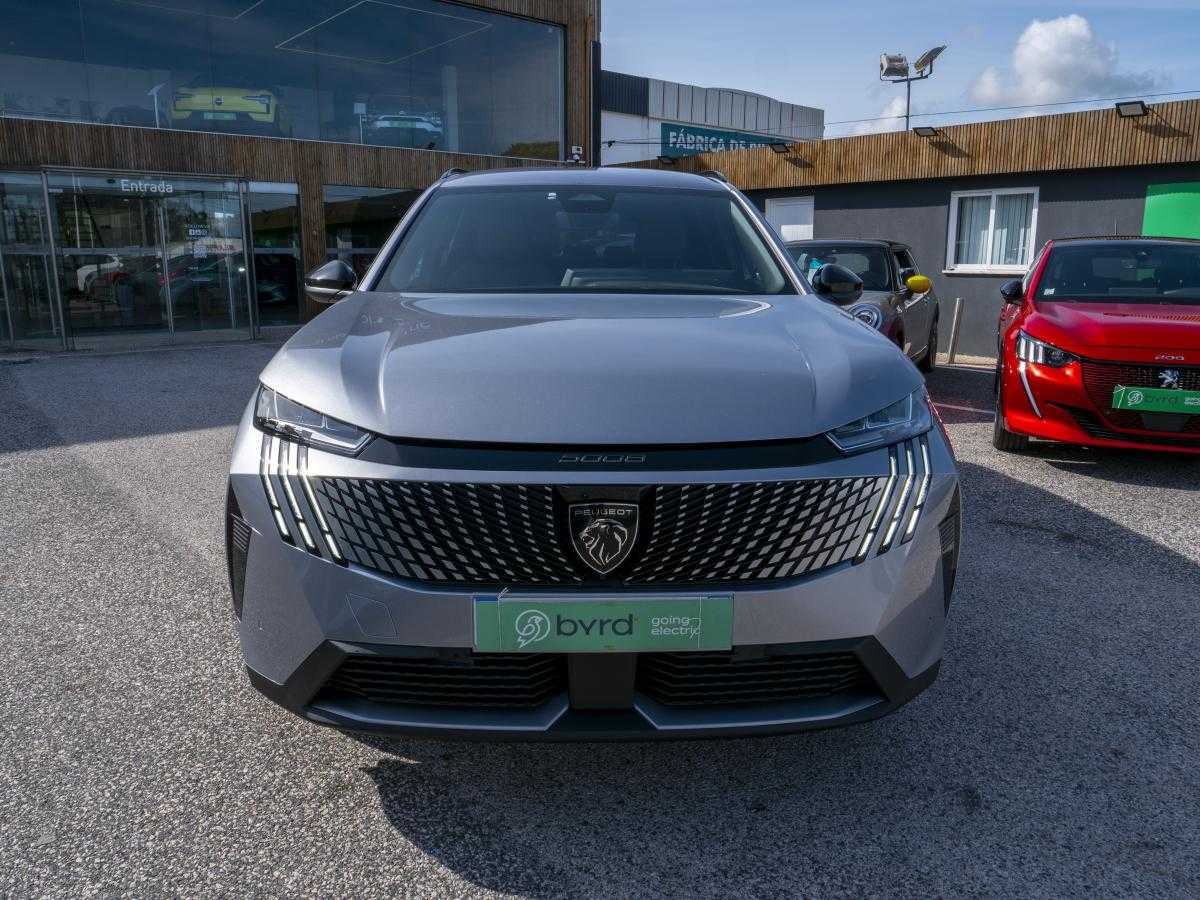 peugeot-e-2008-2025-eletrico-0cc