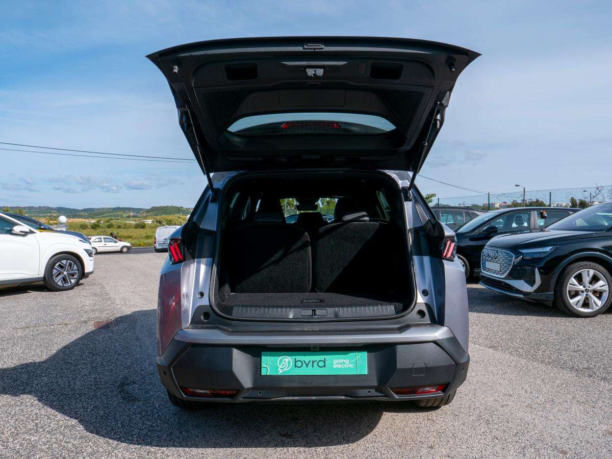 peugeot-e-2008-2025-eletrico-0cc